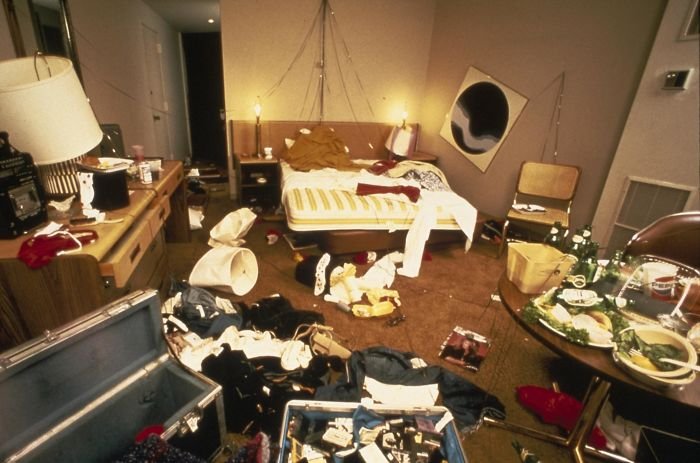 39 Hilariously Worst Guests In Hotels And Airbnb Ever